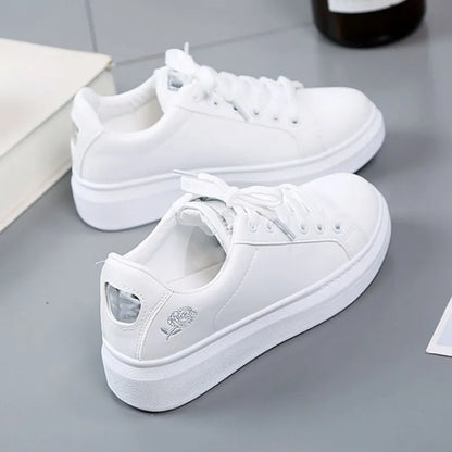 Zapatillas deportivas blancas para mujer