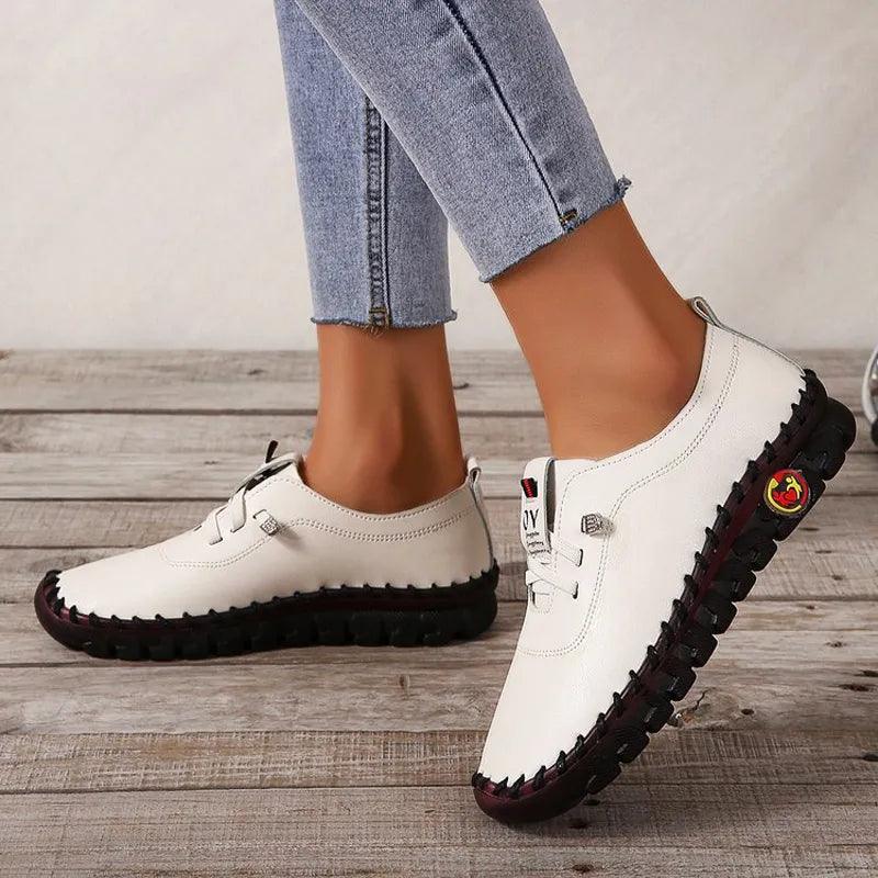 Mocasines con cordones de cuero planos de mujer - Urban Tribes Store