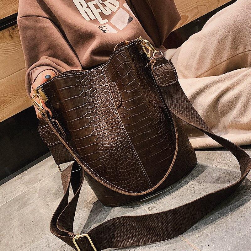 Bolso tipo cubo con un solo hombro - Urban Tribes Store